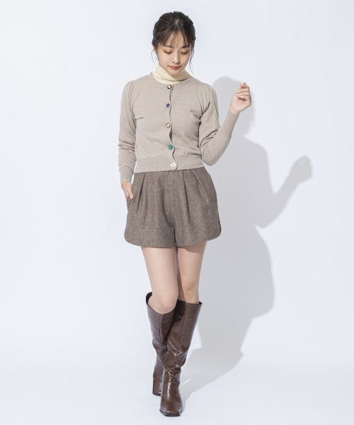 REDYAZEL(レディアゼル)の「サイドダブルバックルショートパンツ(その他パンツ・レディース・ブラック/ベージュ/ブラウン・SMALL/MEDIUM)」の15枚目の写真