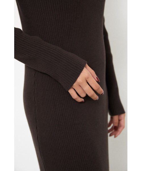 LAGUA GEM（ラグアジェム）の「FIT RIB LONG KNIT OP（ワンピース・レディース・ブラック/ブラウン・SMALL/MEDIUM）」の13枚目の写真