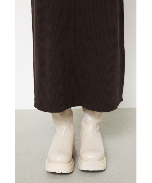 LAGUA GEM（ラグアジェム）の「FIT RIB LONG KNIT OP（ワンピース・レディース・ブラック/ブラウン・SMALL/MEDIUM）」の4枚目の写真
