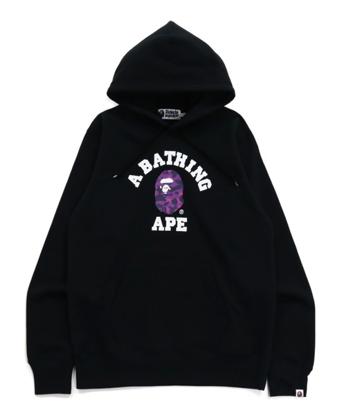 A BATHING APE（アベイシングエイプ）の「WEB限定/COLOR CAMO COLLEGE PULLOVER HOODIE M BAPEC（パーカー・メンズ・ブラック×パープル/グレー系その他3/グレー系その他7/ブラック×ブルー/ブラック×レッド/グレー系その他2・X-LARGE/MEDIUM/XXX-LARGE/SMALL/LARGE/XX-LARGE）」の2枚目の写真