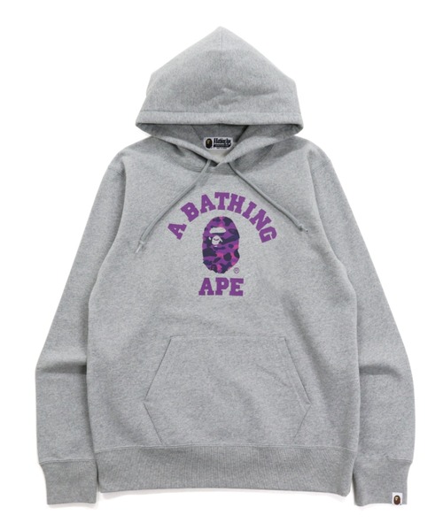 A BATHING APE（アベイシングエイプ）の「WEB限定/COLOR CAMO COLLEGE PULLOVER HOODIE M BAPEC（パーカー・メンズ・ブラック×パープル/グレー系その他3/グレー系その他7/ブラック×ブルー/ブラック×レッド/グレー系その他2・X-LARGE/MEDIUM/XXX-LARGE/SMALL/LARGE/XX-LARGE）」の4枚目の写真