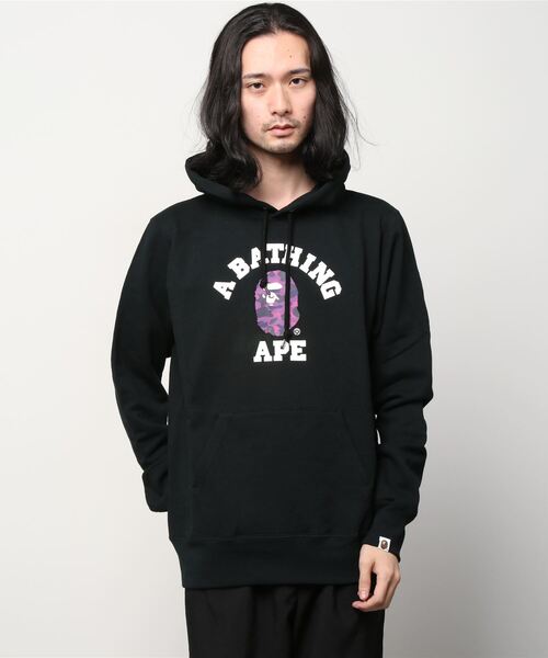 A BATHING APE（アベイシングエイプ）の「WEB限定/COLOR CAMO COLLEGE PULLOVER HOODIE M BAPEC（パーカー・メンズ・ブラック×パープル/グレー系その他3/グレー系その他7/ブラック×ブルー/ブラック×レッド/グレー系その他2・X-LARGE/MEDIUM/XXX-LARGE/SMALL/LARGE/XX-LARGE）」の19枚目の写真