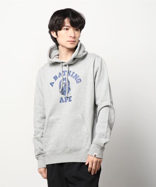 A BATHING APE（アベイシングエイプ）の「WEB限定/COLOR CAMO COLLEGE PULLOVER HOODIE M BAPEC（パーカー・メンズ・ブラック×パープル/グレー系その他3/グレー系その他7/ブラック×ブルー/ブラック×レッド/グレー系その他2・X-LARGE/MEDIUM/XXX-LARGE/SMALL/LARGE/XX-LARGE）」の18枚目の写真