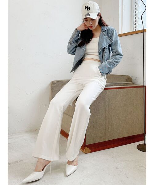 GYDA（ジェイダ）の「【セットアップ着用可】HEM ZIPUPスウェットフレアーパンツ（その他パンツ・レディース・ブラック/ベージュ/オフホワイト・FREE）」の4枚目の写真