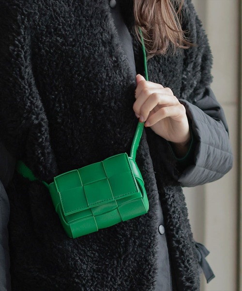 DONOBAN（ドノバン）の「イントレチャートミニショルダーバッグ（ショルダーバッグ・レディース・アイボリー/グリーン/ブルー/ブラック・ONESIZE）」の4枚目の写真