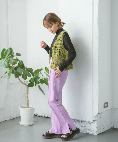 RETRO GIRL（レトロガール）の「セミフレアPT（スラックス・レディース・ライトブルー/ブラック/ダークグリーン/オフホワイト/オレンジ/ライトグリーン/ブルー/ライトピンク/パープル・FREE）」の10枚目の写真