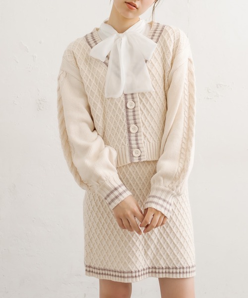 OLIVE des OLIVE（オリーブデオリーブ）の「ボウタイブラウス（シャツ/ブラウス・レディース・ホワイト/オフホワイト/アイボリー・FREE）」の12枚目の写真