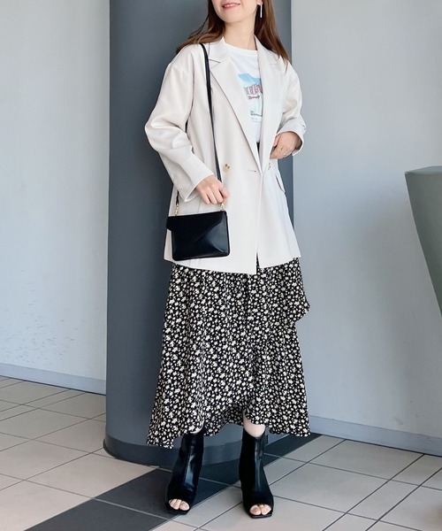 mysty woman（ミスティウーマン）の「Wボタンテーラードジャケット 263697（テーラードジャケット・レディース・ブラック/ベージュ/アイボリー・FREE）」の21枚目の写真