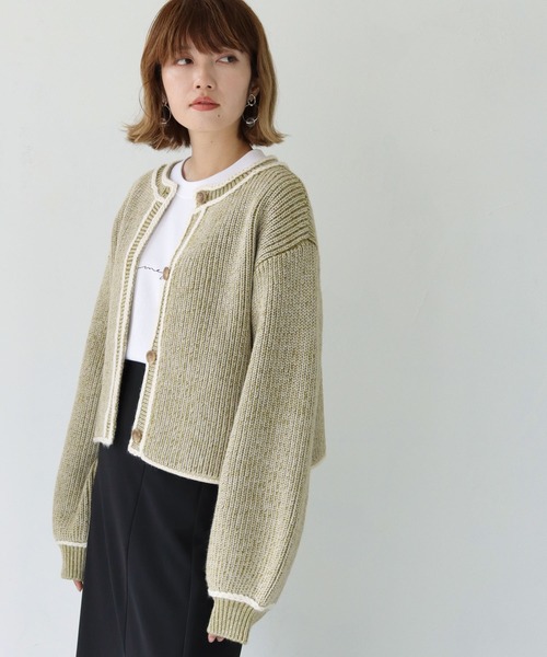 HER CLOSET（ハークローゼット）の「【shemoshelly】WEB限定バイカラーハンドステッチショートカーディガン（カーディガン/ボレロ・レディース・ベージュ/カーキ/ブルー・M）」の14枚目の写真