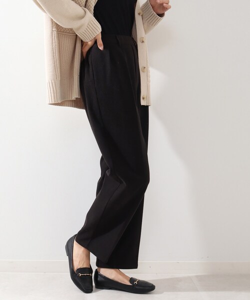 DRESKIP（ドレスキップ）の「◆タックゆるテーパードパンツ（その他パンツ・レディース・ブラック/ダークブラウン/オフホワイト・02/03/04）」の3枚目の写真