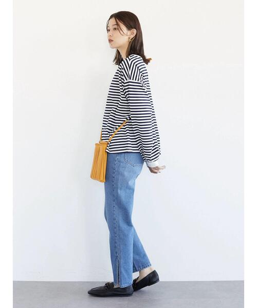 Green Parks(グリーンパークス)の「スリットストレートデニムパンツ(その他パンツ・レディース・ライトインディゴブルー・S/M/L)」の2枚目の写真