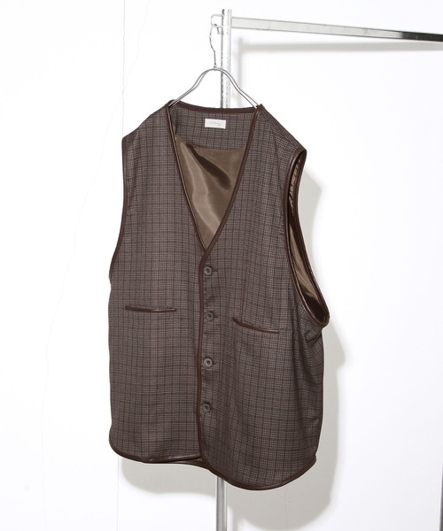 NILWAY(ニルウェイ)の「ルーズパイピングチェックベスト/ジレ(ベスト・メンズ・チャコール/ベージュ系・MEDIUM/LARGE)」の2枚目の写真