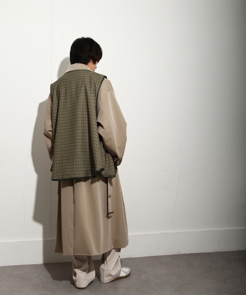 NILWAY(ニルウェイ)の「ルーズパイピングチェックベスト/ジレ(ベスト・メンズ・チャコール/ベージュ系・MEDIUM/LARGE)」の6枚目の写真