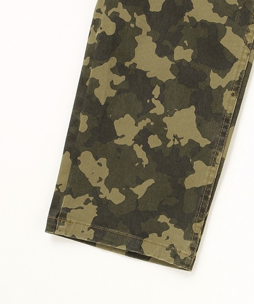 XLARGE KIDS（エクストララージキッズ）の「迷彩柄オーバーオール（サロペット/オーバーオール・キッズ・ホワイト/ブラック/ベージュ・120cm/100cm/110cm/90cm/130cm/140cm）」の13枚目の写真