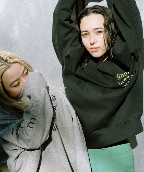 FREAK'S STORE(フリークスストア)の「hood/フッド 別注hood SWEAT/別注フッドスウェットプルオーバー(スウェット・レディース・ブラック/グレー・フリ-)」の4枚目の写真