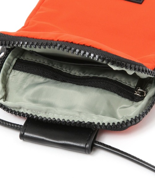 BAYFLOW（ベイフロー）の「ライトミニショルダー（財布・レディース・ブラック/ベージュ/クリアブルー/その他1/ブラウン/カーキ/オレンジ・FREE）」の11枚目の写真