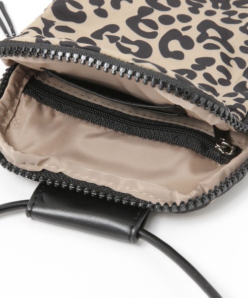 BAYFLOW（ベイフロー）の「ライトミニショルダー（財布・レディース・ブラック/ベージュ/クリアブルー/その他1/ブラウン/カーキ/オレンジ・FREE）」の13枚目の写真