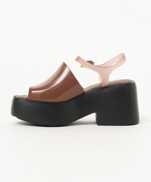 Ray BEAMS（レイビームス）の「Melissa / POSE サンダル（サンダル・レディース・ブラウン・38/37/39）」の3枚目の写真