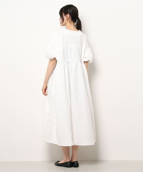 coca(coca)(コカ)の「Vネックティアードワンピース(ワンピース・レディース・ホワイト/ブラック・ONE SIZE)」の16枚目の写真