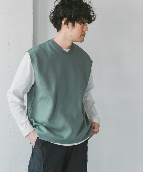 URBAN RESEARCH DOORS（アーバンリサーチドアーズ）の「『一部WEB限定カラー』ダブルフェイスVネックベスト（ベスト・メンズ・ブルー/ネイビー/ブラウン系その他/グレー系その他・MEDIUM/LARGE）」の6枚目の写真