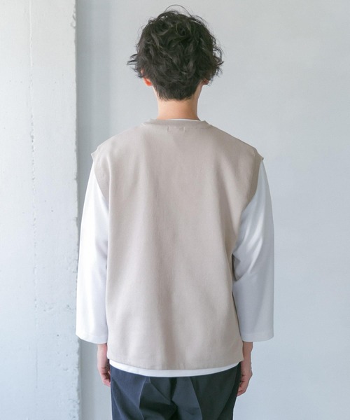 URBAN RESEARCH DOORS（アーバンリサーチドアーズ）の「『一部WEB限定カラー』ダブルフェイスVネックベスト（ベスト・メンズ・ブルー/ネイビー/ブラウン系その他/グレー系その他・MEDIUM/LARGE）」の9枚目の写真