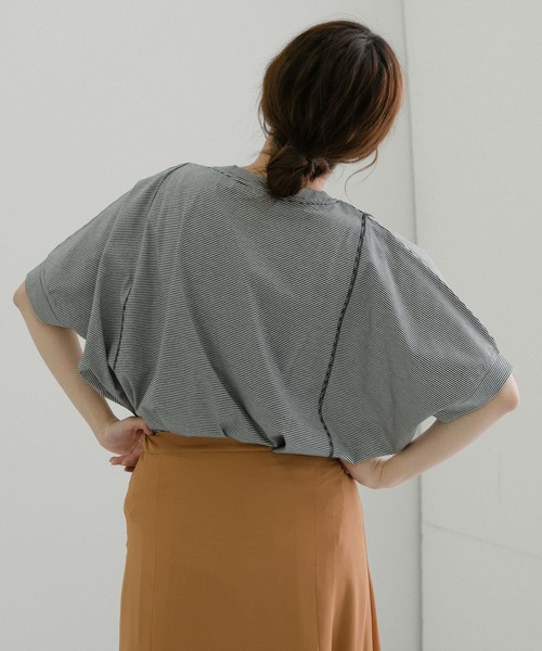 LAATO（ラート）の「DOLMAN CUT T-SHIRTS（Tシャツ/カットソー・レディース・ブラック/グリーン・FREE）」の5枚目の写真