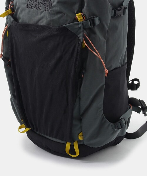 MOUNTAIN HARDWEAR（マウンテンハードウェアー）の「JMT25Lバックパック（バックパック/リュック・メンズ・グレー・FREE）」の5枚目の写真