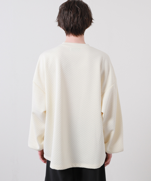 TIGHTBOOTH PRODUCTION（タイトブースプロダクション）の「【TBPR/タイトブースプロダクション】QUILTING CREW SWEAT（スウェット・メンズ・ブラック/アイボリー・MEDIUM/LARGE）」の6枚目の写真