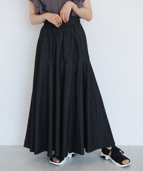 Crisp(クリスプ)の「ヘムフレアデニムスカート(デニムスカート・レディース・ブラック/ネイビー・FREE)」の11枚目の写真