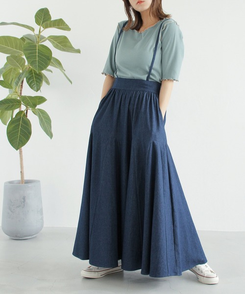 Crisp(クリスプ)の「ヘムフレアデニムスカート(デニムスカート・レディース・ブラック/ネイビー・FREE)」の17枚目の写真