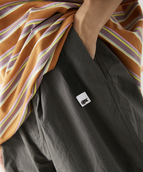 JOURNAL STANDARD relume（ジャーナルスタンダード　レリューム）の「【Chinook Sport / チヌークスポーツ】リップストップ クライミングパンツ（その他パンツ・メンズ・ブラック/カーキ/ナチュラル/グレー・MEDIUM/LARGE）」の3枚目の写真