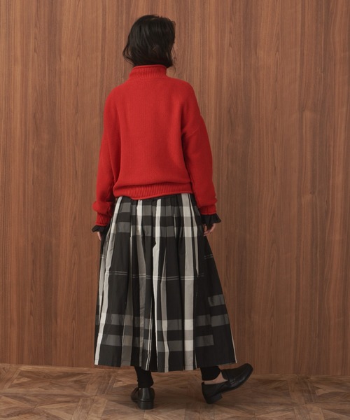 Libra Cue（リブラ キュー）の「マルチチェックボリュームスカート（スカート・レディース・ブラック/アイボリー/ブルー・FREE）」の15枚目の写真