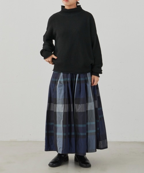 Libra Cue（リブラ キュー）の「マルチチェックボリュームスカート（スカート・レディース・ブラック/アイボリー/ブルー・FREE）」の13枚目の写真