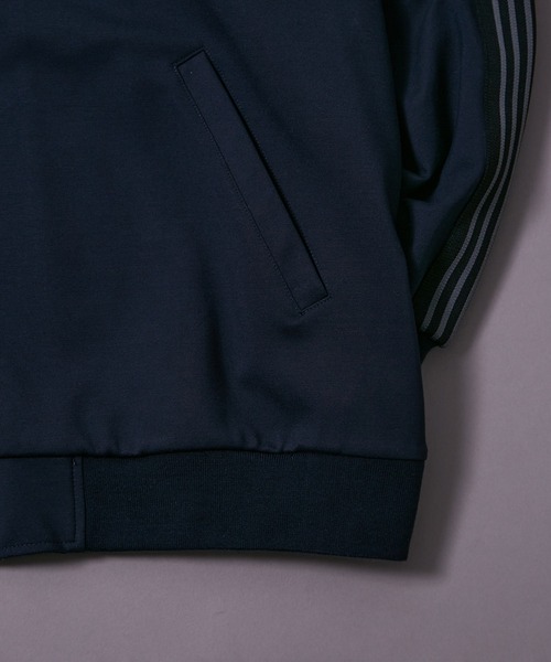 re_k by JUNRED（レクバイジュンレッド）の「re_k by JUNRED / スリーブライントラックジャージ（ブルゾン・メンズ・ボルドー/ブルー系その他/ブラック/ブルー・S/M/L）」の20枚目の写真