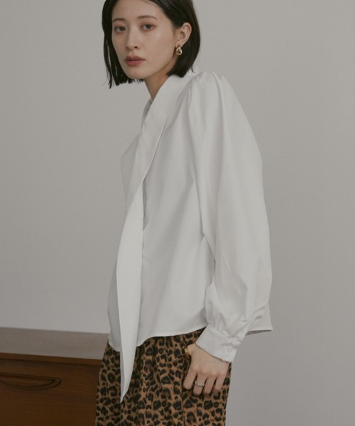 MERLOT（メルロー）の「ビッグリボンボウタイブラウス（シャツ/ブラウス・レディース・ホワイト/ブラック/チェック・FREE）」の14枚目の写真