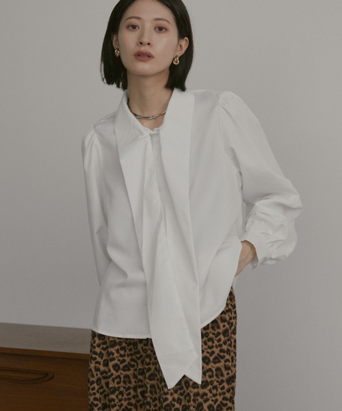 MERLOT（メルロー）の「ビッグリボンボウタイブラウス（シャツ/ブラウス・レディース・ホワイト/ブラック/チェック・FREE）」の13枚目の写真