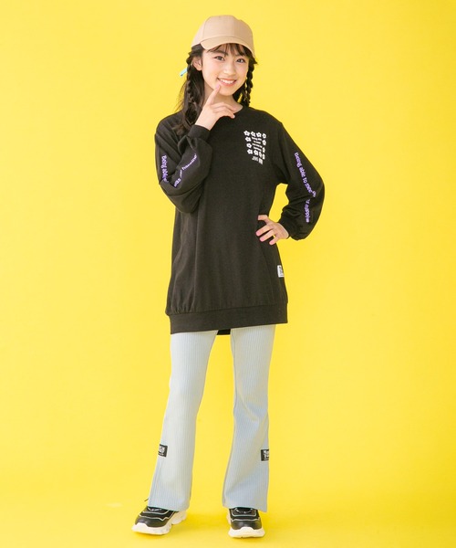 JENNI belle(ジェニィベル)の「【WEB限定】袖ロゴロング丈ロンT(Tシャツ/カットソー・キッズ・ブラック/オフホワイト/ミント・130cm/140cm/150cm/160cm)」の14枚目の写真