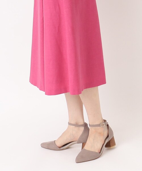 ESPERANZA(エスペランサ)の「【日本製】ミドルヒールアンクルストラップパンプス(パンプス・レディース・ブラック系/こしょう色系1/イエロー系・M/LL/L/S)」の3枚目の写真