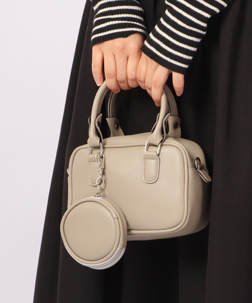 FUNALIVE（ファンアライブ）の「eleve select SEOUL FASHION 2WAYショルダー ポーチ付き（ショルダーバッグ・レディース・ブラック/ホワイト/ピンク/グレー/ベージュ・FREE）」の4枚目の写真