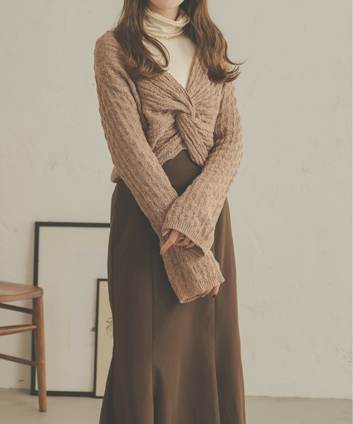 Ambre Neige(アンブルネージュ)の「前後2WAYネジリフレアニット/【WEB/EC限定商品】(ニット/セーター・レディース・ブラウン系その他/アイボリー/ライトブラウン・FREE)」の6枚目の写真