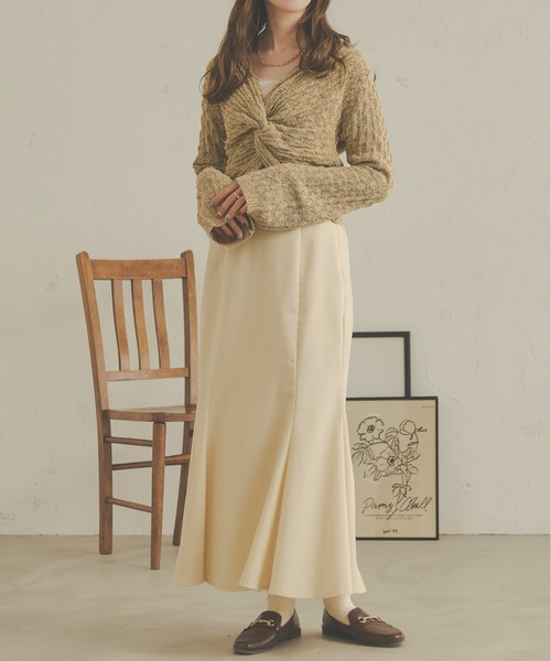 Ambre Neige(アンブルネージュ)の「前後2WAYネジリフレアニット/【WEB/EC限定商品】(ニット/セーター・レディース・ブラウン系その他/アイボリー/ライトブラウン・FREE)」の4枚目の写真