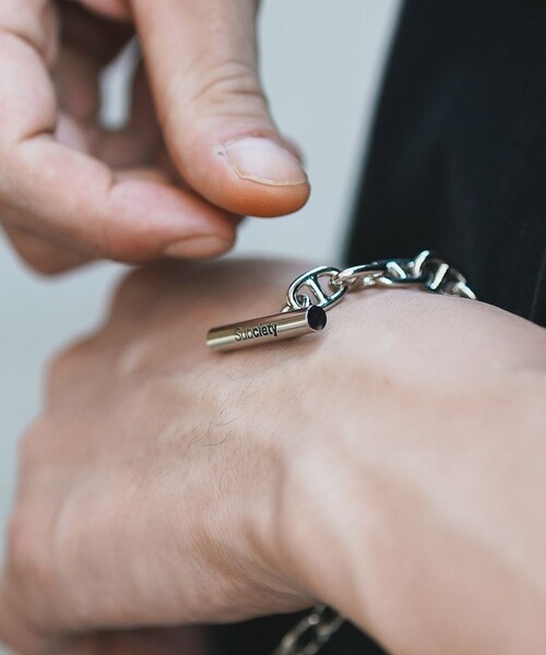 Subciety(サブサエティ)の「ANCHOR CHAIN BRACELET(ブレスレット・メンズ・シルバー/ゴールド・FREE)」の3枚目の写真