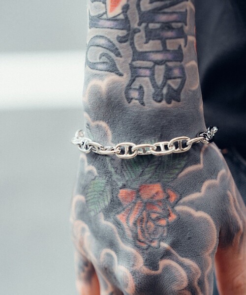 Subciety(サブサエティ)の「ANCHOR CHAIN BRACELET(ブレスレット・メンズ・シルバー/ゴールド・FREE)」の5枚目の写真