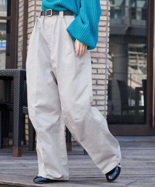 Burberry チノパン ストレート ルーズシルエット ベージュ/IW284 Burberry チノパン ストレート ルーズシルエット ベージュ/IW284
