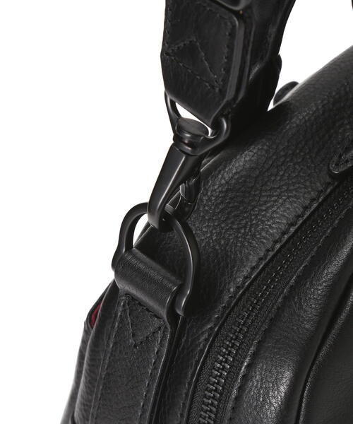 AVIREX（アヴィレックス）の「VARSITY LEATHER MINI-BOSTON BAG/ バーシティーレザー ミニボストンバッグ / AVIREX /アヴィレックス（トートバッグ・レディース・ブラック/ブラック系その他/ダークグリーン系・F）」の8枚目の写真