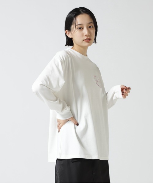 AVIREX（アヴィレックス）の「L/S VARSITY LOGO T-SHIRT/ バーシティロゴTシャツ（Tシャツ/カットソー・レディース・ホワイト系2/ダークグリーン系/ブラック・F）」の16枚目の写真