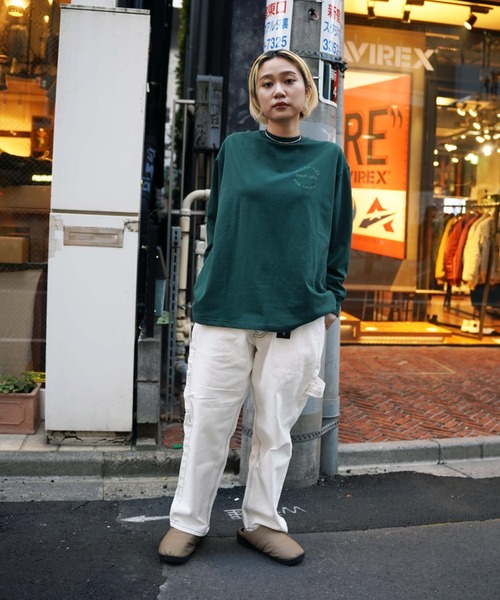 AVIREX（アヴィレックス）の「L/S VARSITY LOGO T-SHIRT/ バーシティロゴTシャツ（Tシャツ/カットソー・レディース・ホワイト系2/ダークグリーン系/ブラック・F）」の22枚目の写真