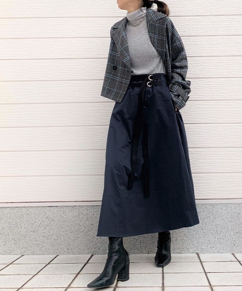 Q（キュー）の「ウエストマークフレアスカート（スカート・レディース・ベージュ/ネイビー・MEDIUM）」の13枚目の写真