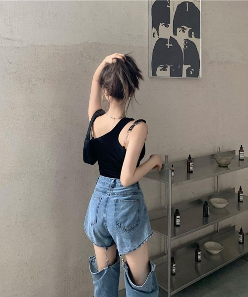 almo(アルモ)の「膝魅せ''2WAY''デニムパンツ(TS)(デニムパンツ・レディース・ブラック/ブルー・MEDIUM/LARGE/X-LARGE)」の5枚目の写真