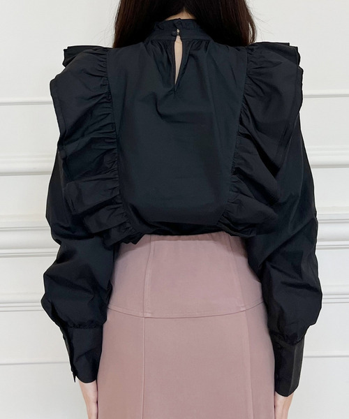 MIIA（ミーア）の「フロントデザインブラウス（シャツ/ブラウス・レディース・ベージュ/ブラック/オフホワイト・FREE）」の9枚目の写真